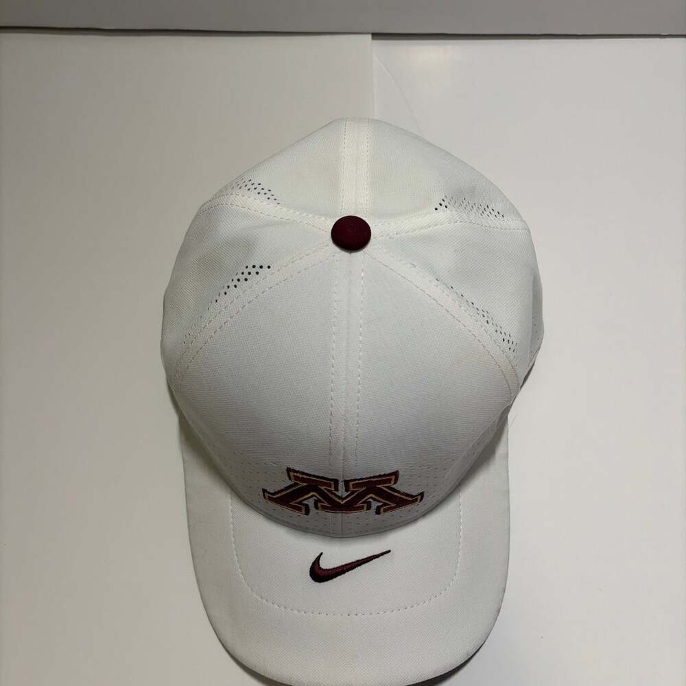 Minnesota Golden Gophers Nike Dri-FIT Classic99 Performance Flex Hat - Picture 4 of 8